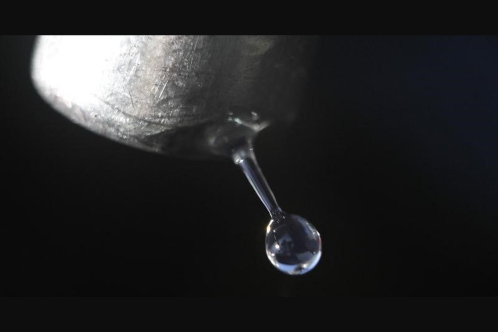 Oil Pauses After Rally as U.S.-Iran Talks and Dollar Strength Temper Prices