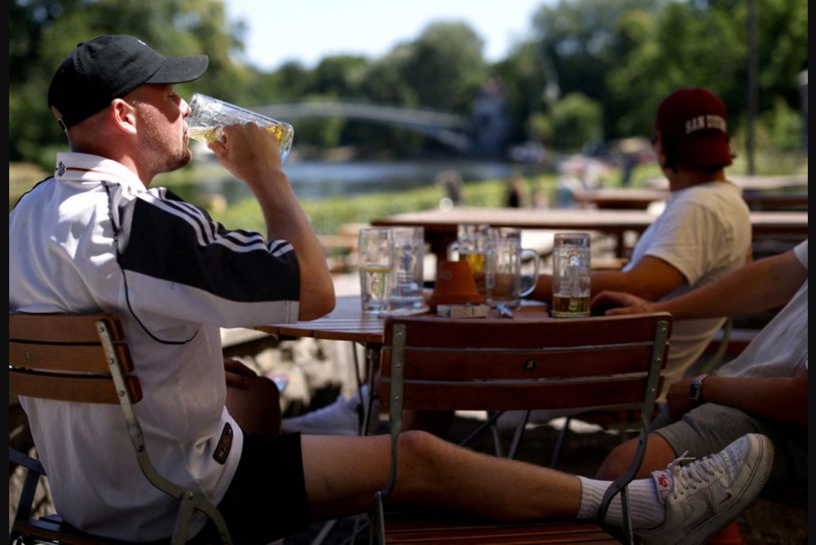 Big European Brewers Look to World Cup and Soft Drinks to Rebound After Difficult 2025